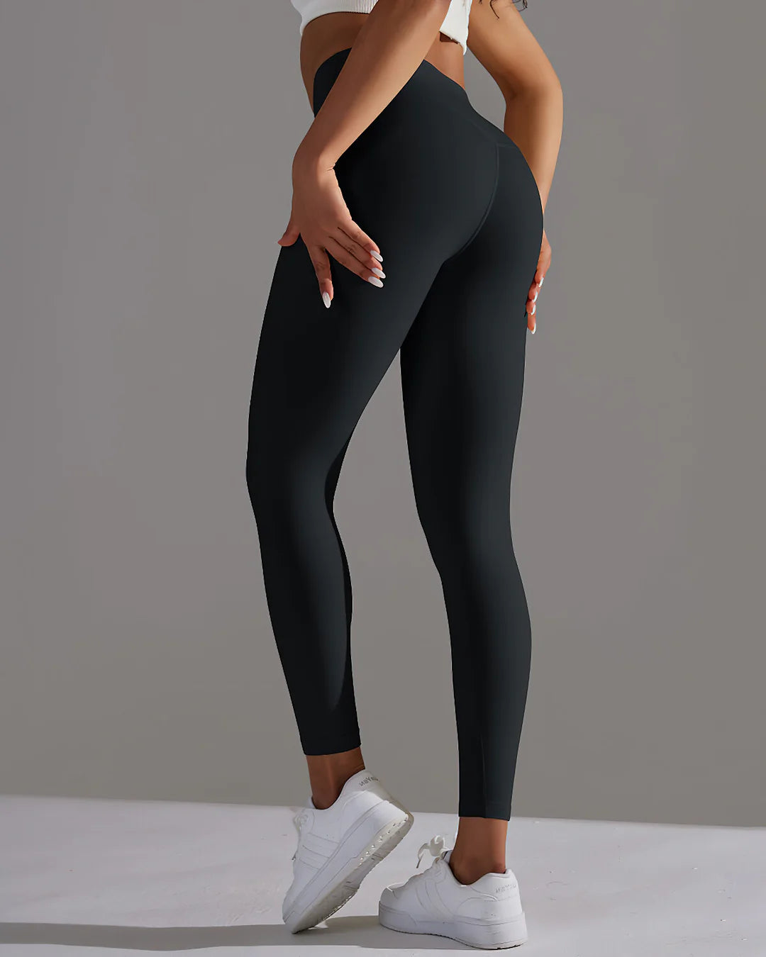 Vitalé Simple Seamless Leggings - Black